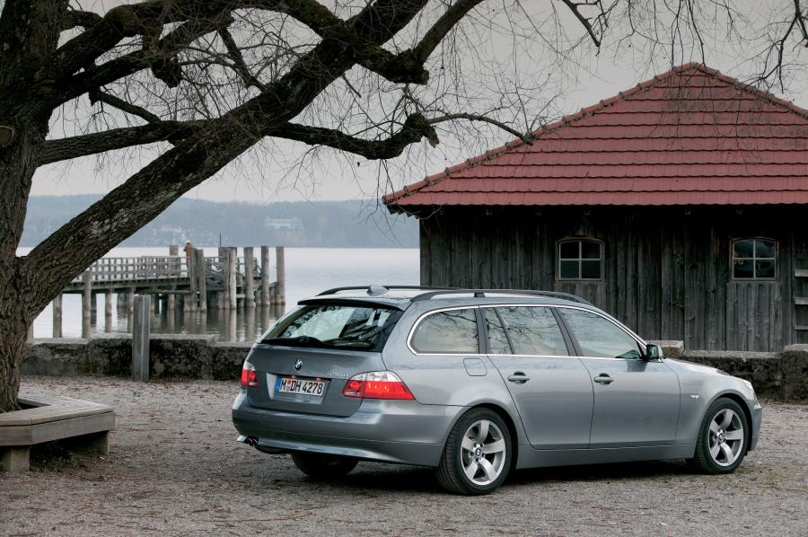  BMW 530d Touring (E61) 2004 года  (WW) (фото 24 из 40)